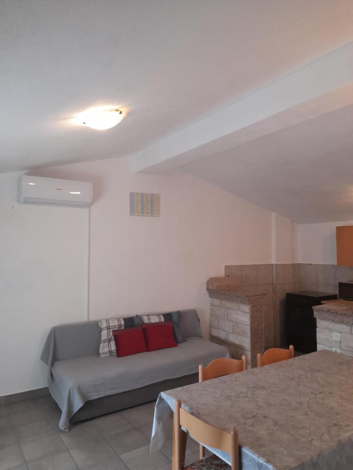 Apartman Karin 2 Senj  Exterior photo